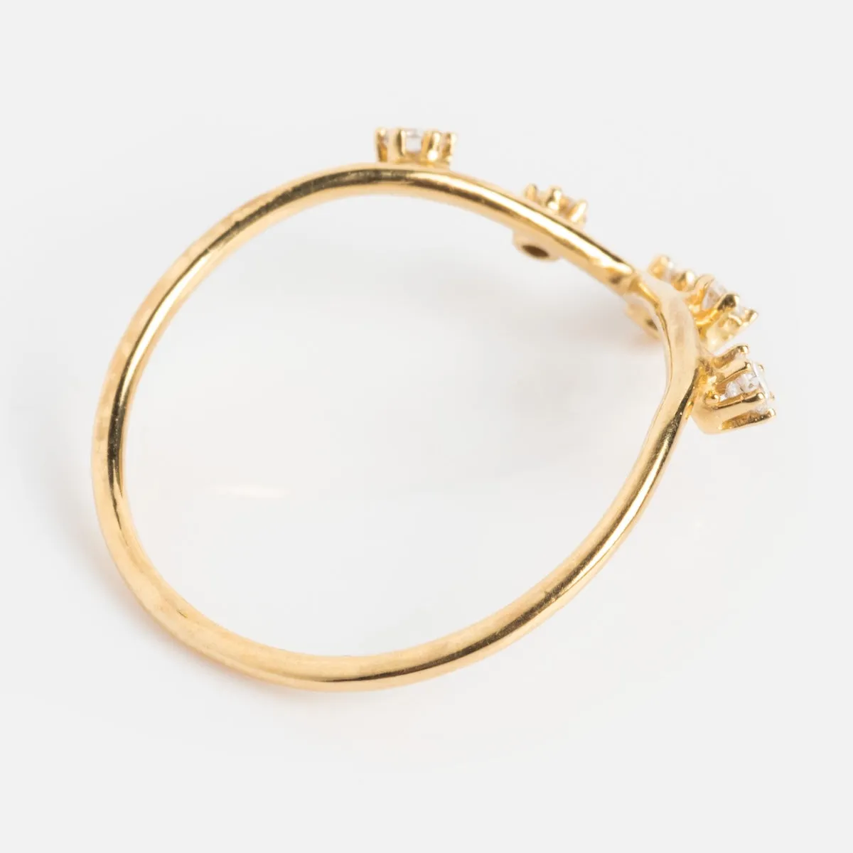 14k Diamond V Crown Ring