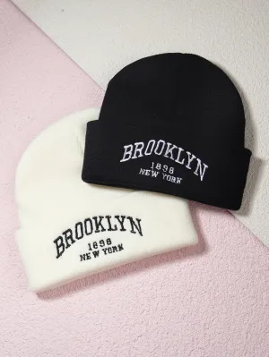 2pcs Letter Embroidered Beanie - Black and White