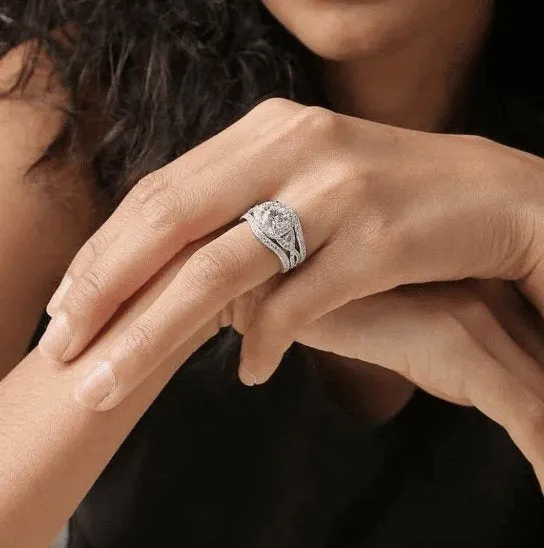 3 Piece Round Cut Diamond Engagement Ring Set