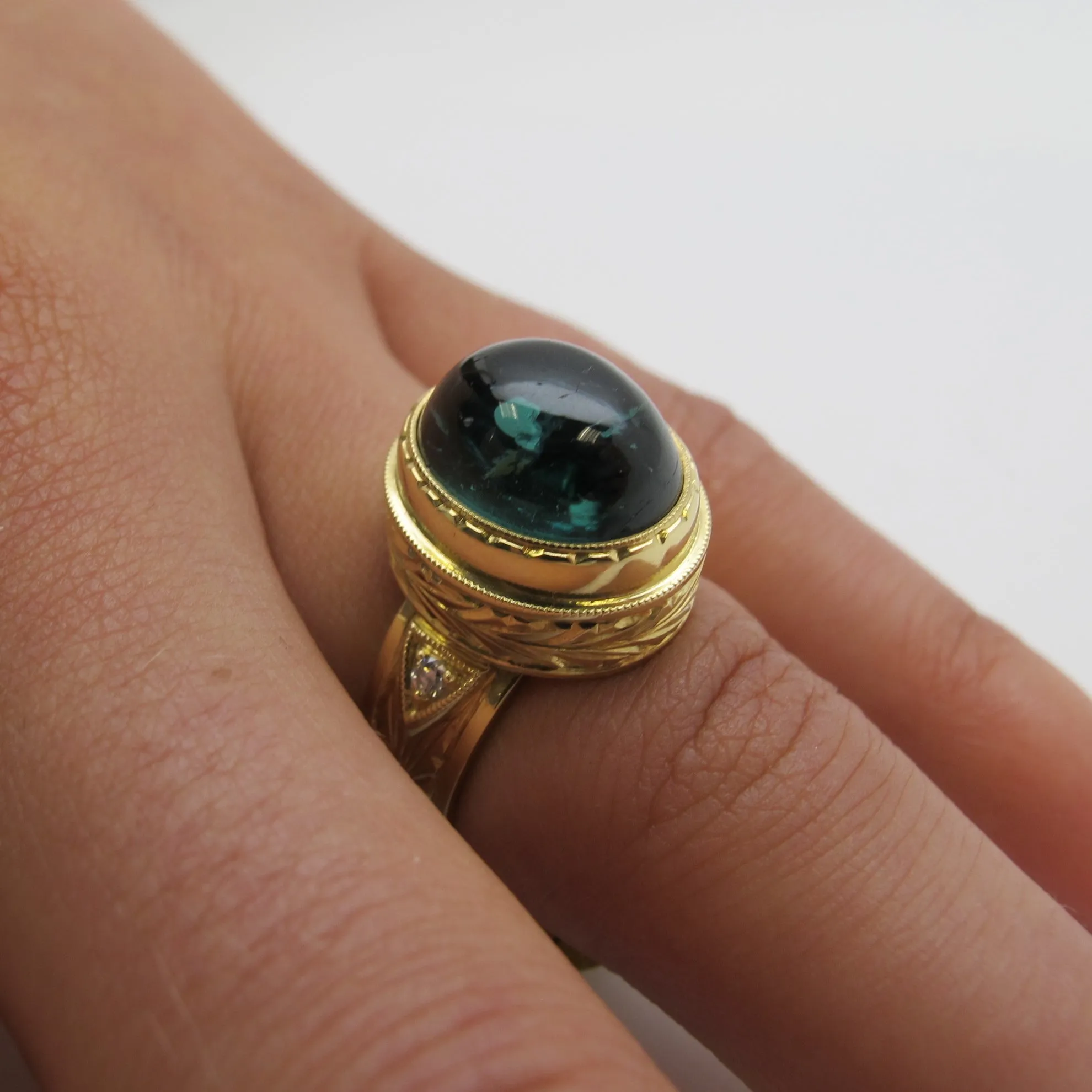 9.80 Carat Green Tourmaline Cabochon Diamond Yellow Gold Bezel Band Dome Ring