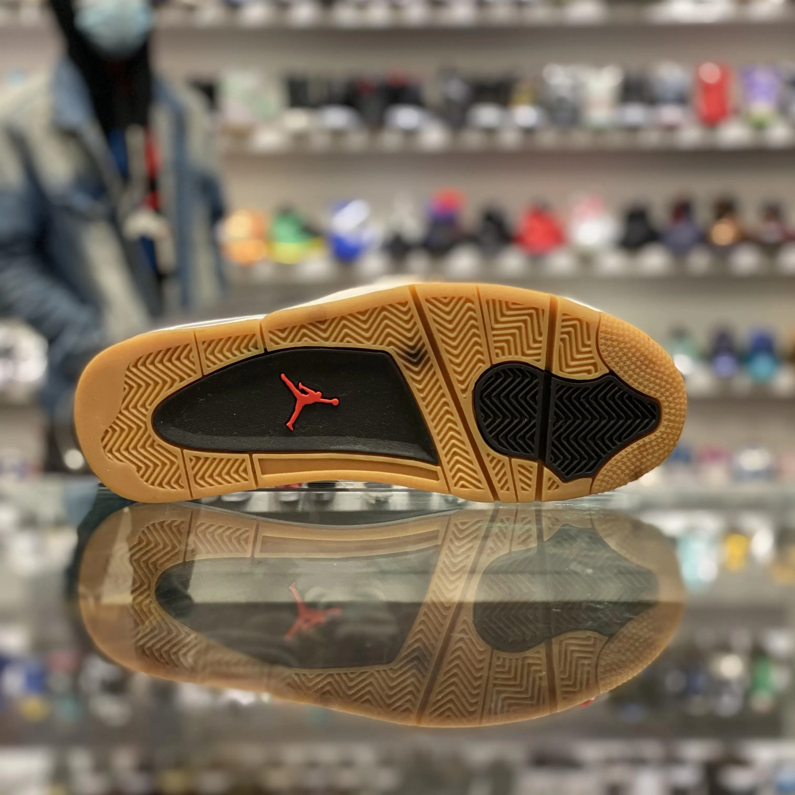 Air Jordan 4 Retro “Laser Black Gum”