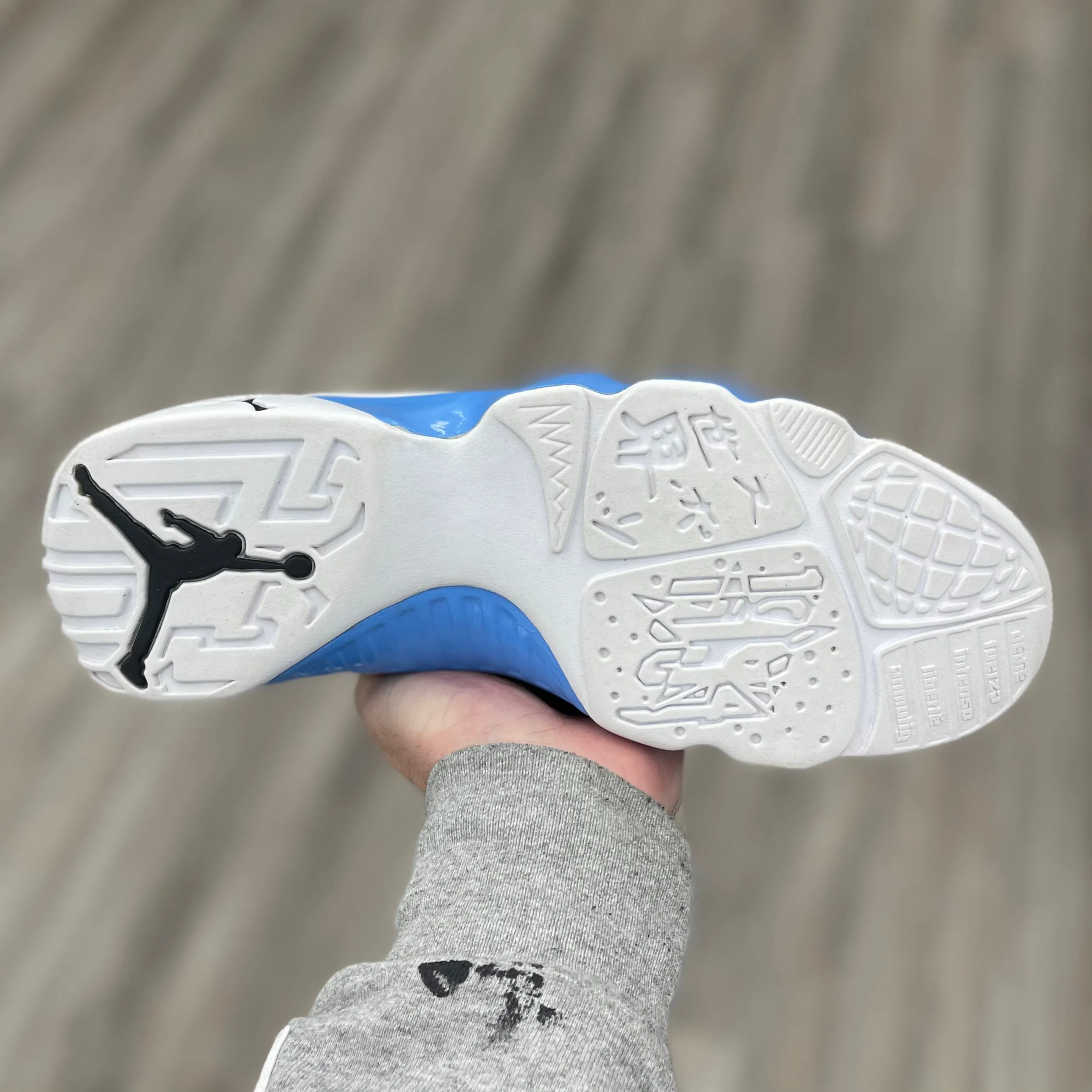 Air Jordan Retro 9 “Powder Blue”