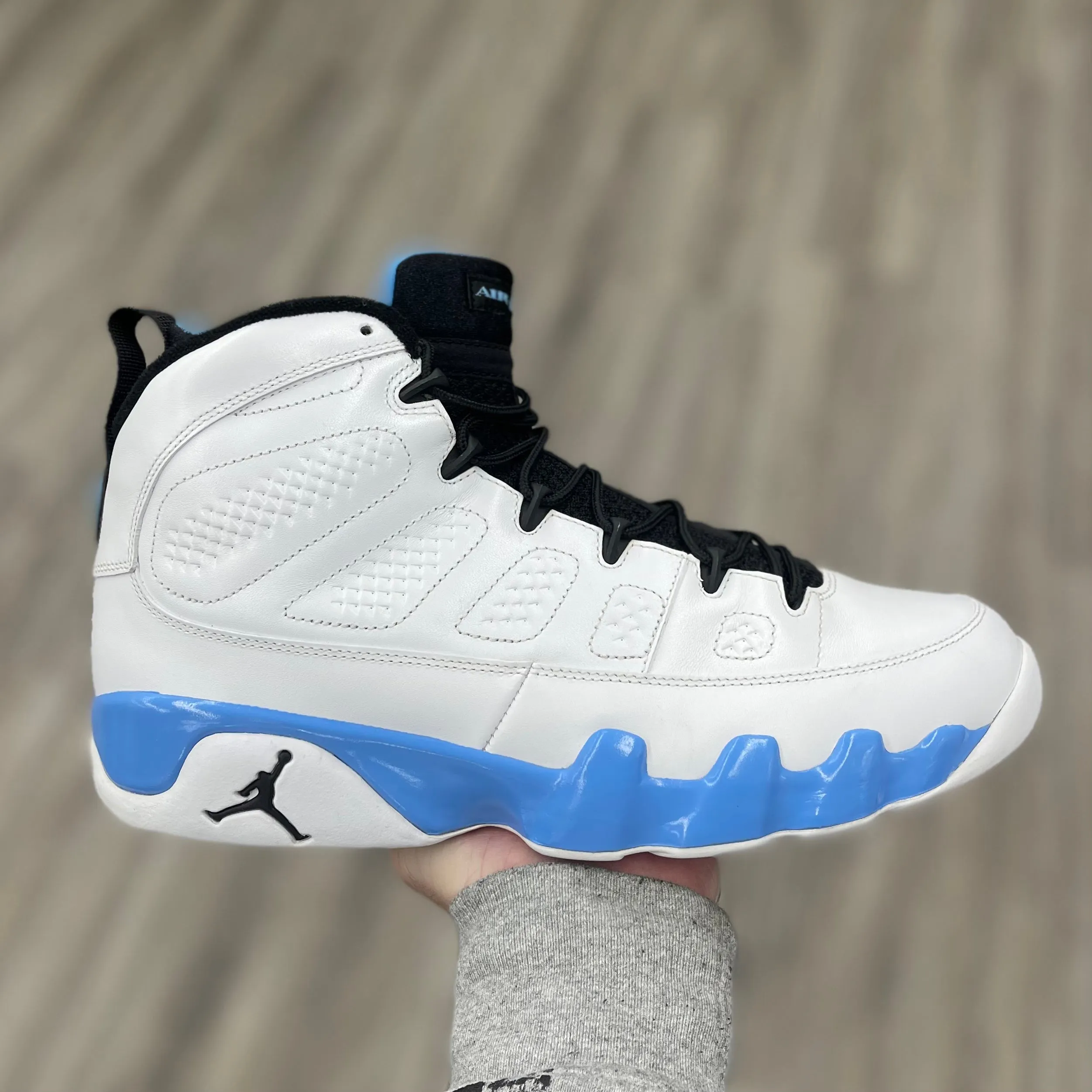 Air Jordan Retro 9 “Powder Blue”