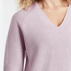 Athleta Hanover V Neck Merino Wool Sweater Size Small