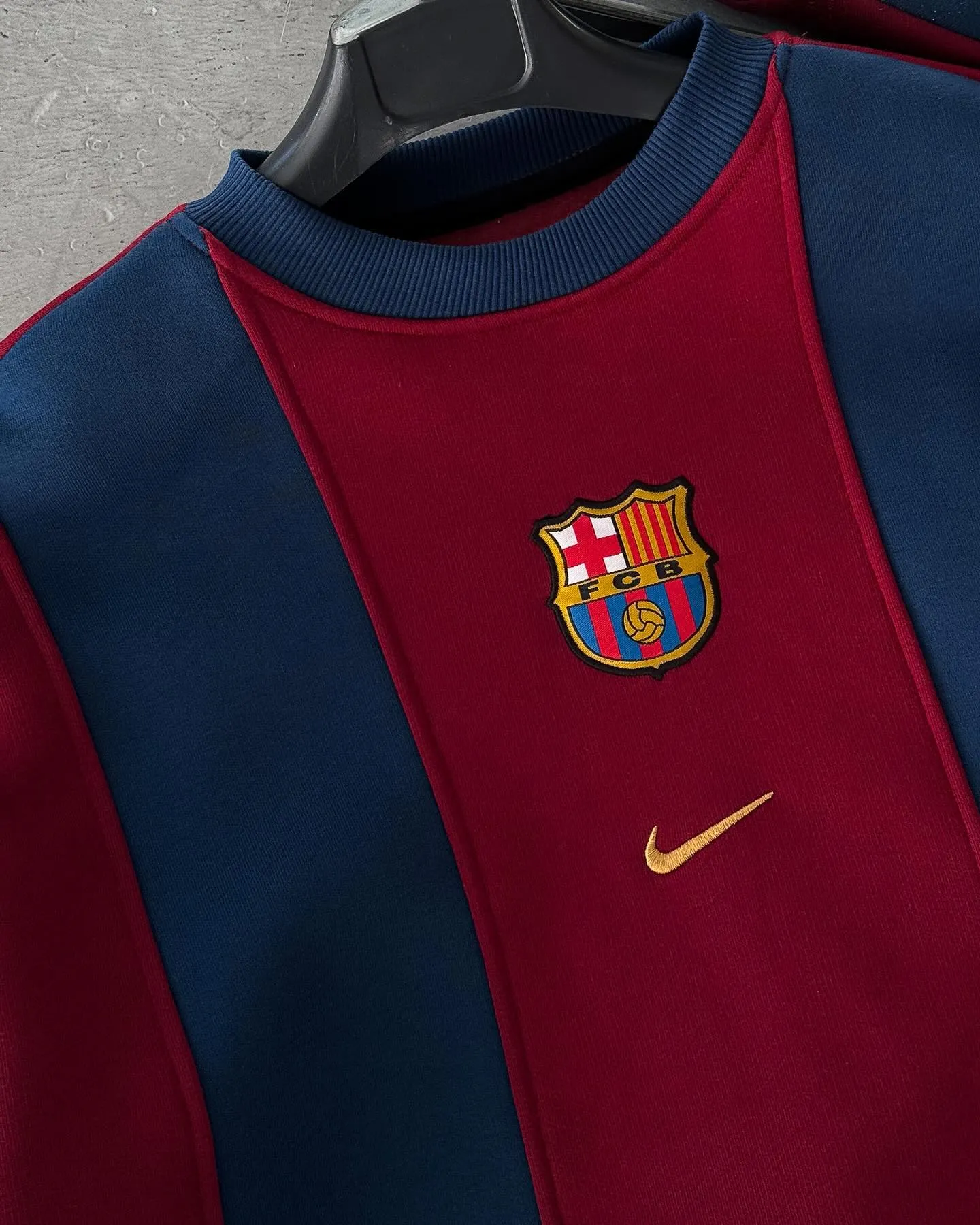Barcelona Pullover