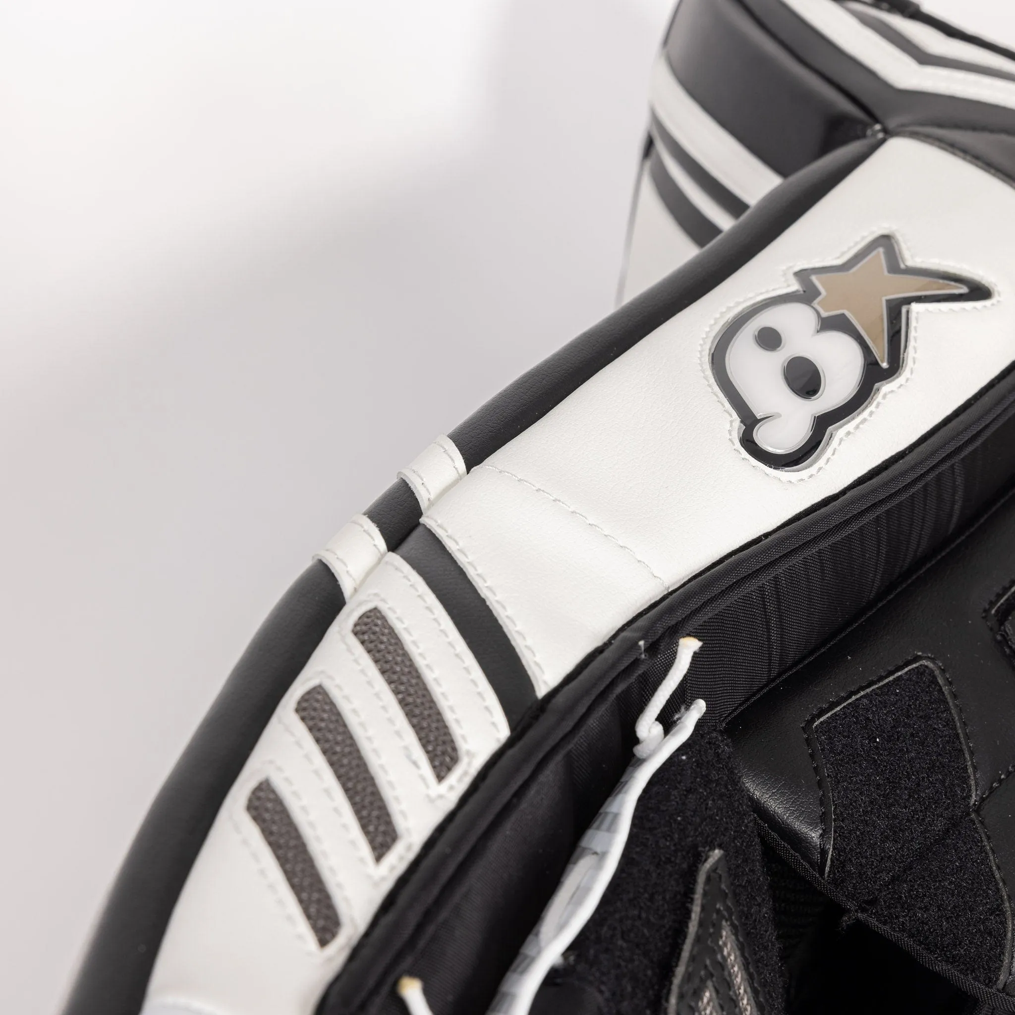 Brian's OPTiK X3 Junior Goalie Leg Pads