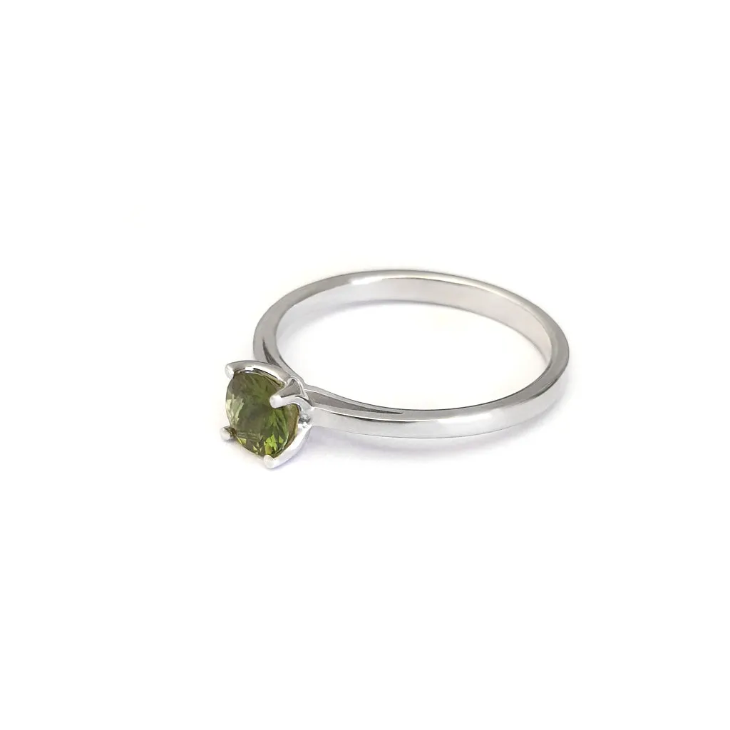 Delicate Solitaire Green Tourmaline Four Claw White Gold Ring