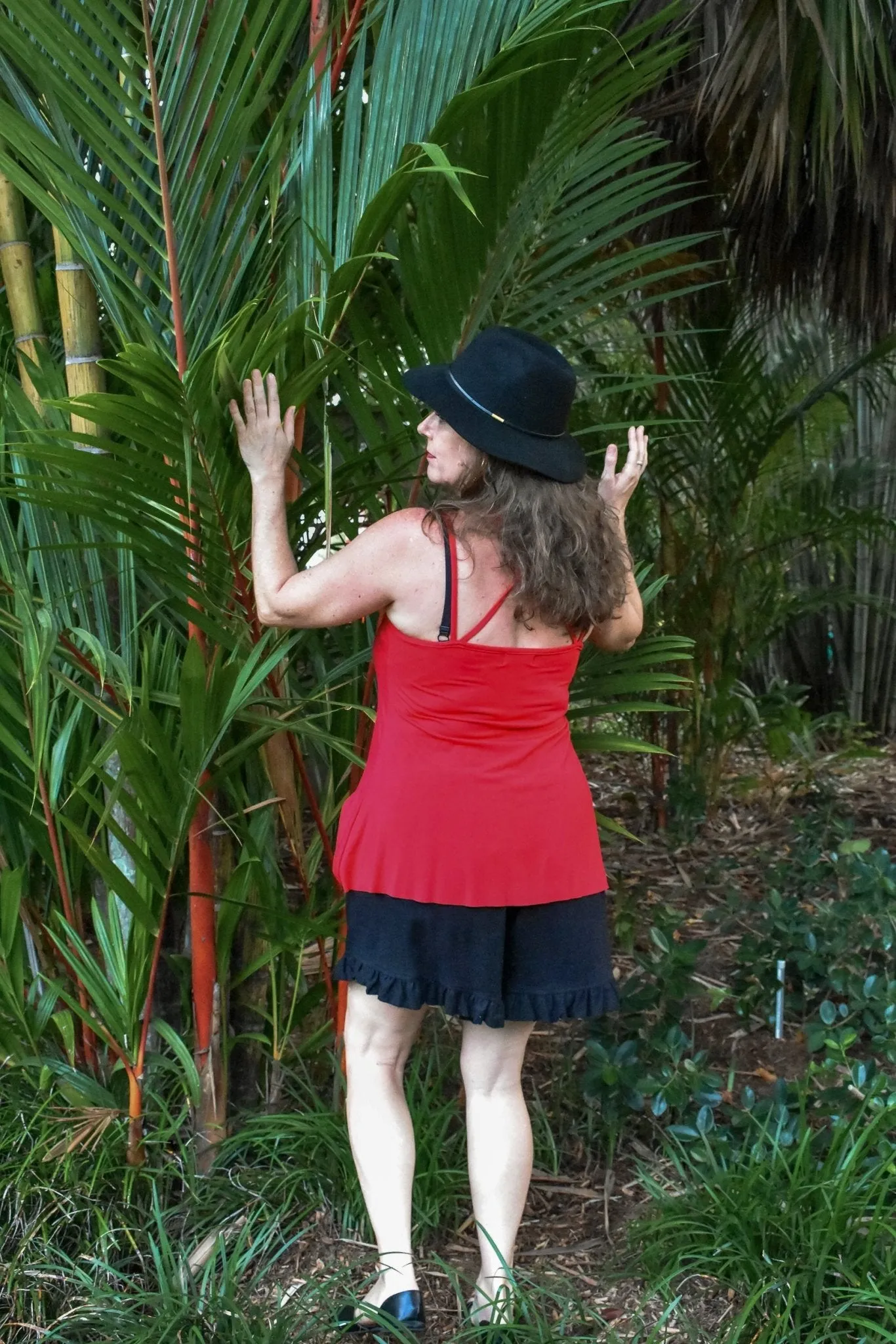 Desire Top - Red Apple