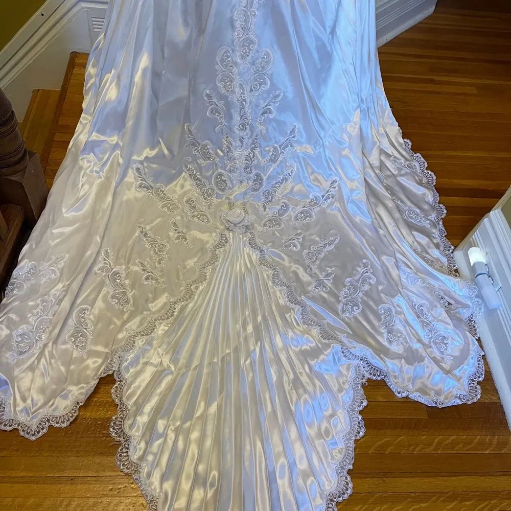 Epic wedding gown