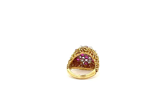 ESTATE RETRO ERA 18KT RUBY & DIAMOND RING