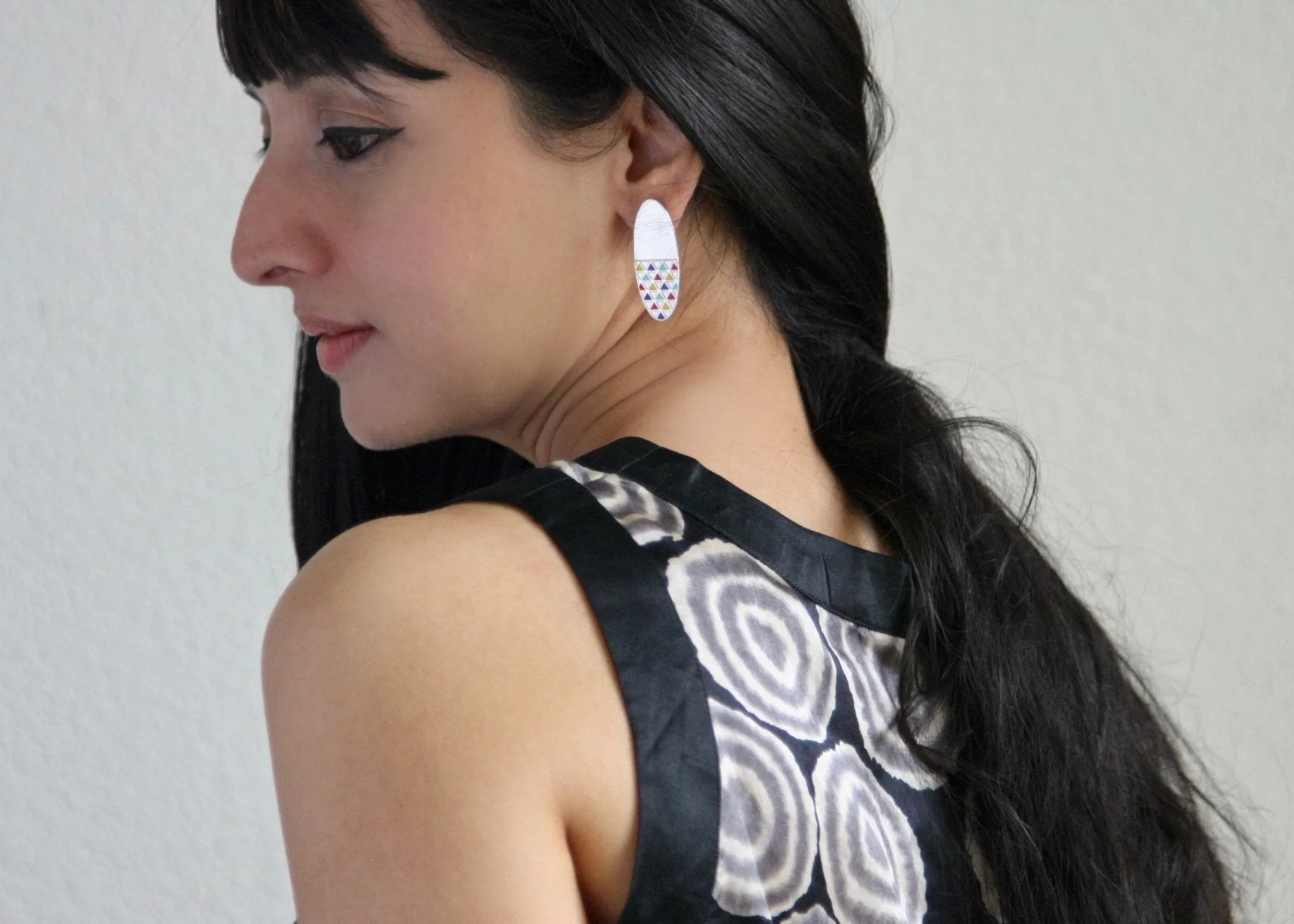 Exquisite, long oval 'lambotra' earrings