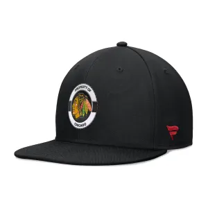 Fanatics AP Practice Snapback Hat - Chicago Blackhawks