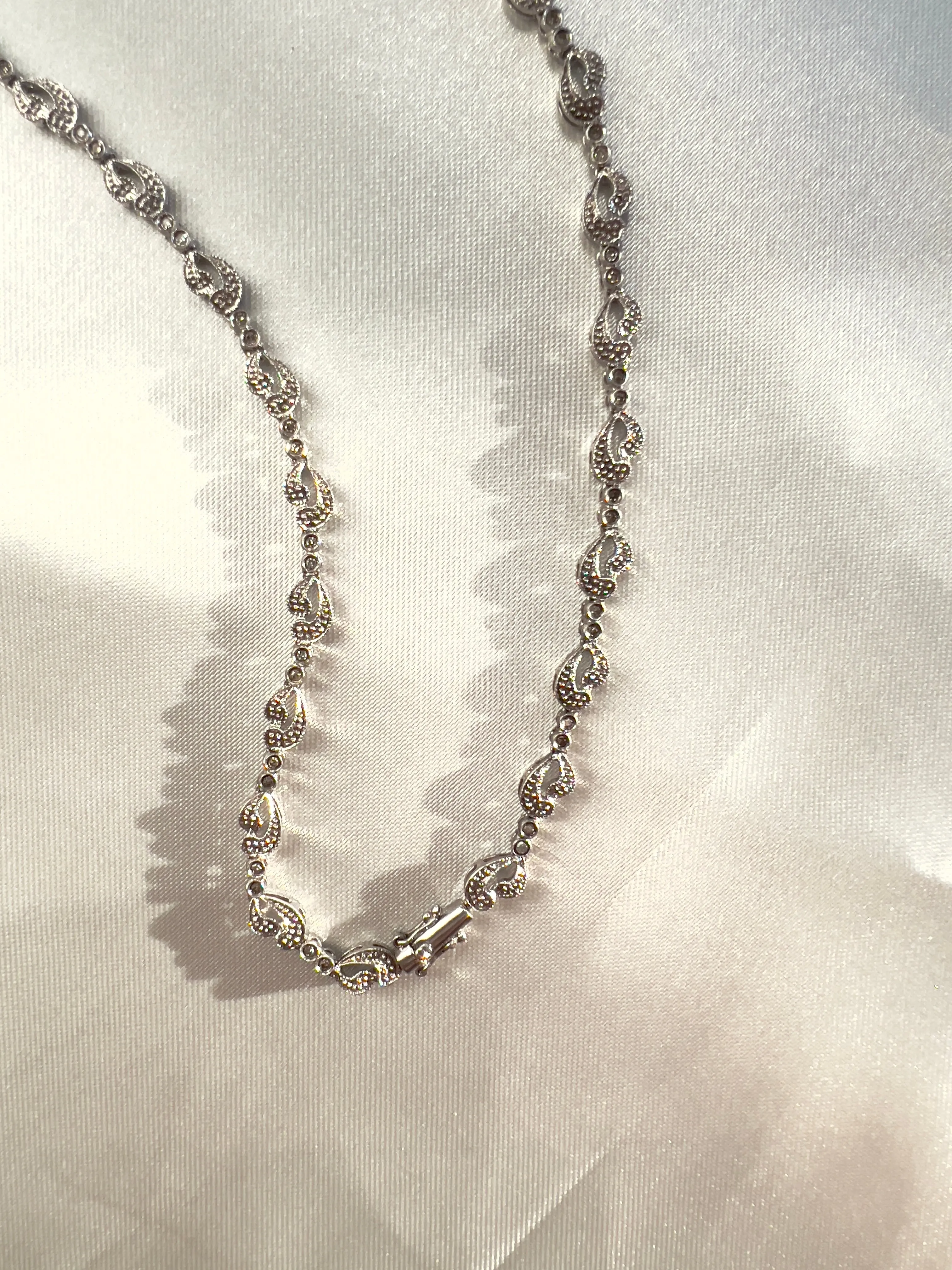 French Ornament Natural Diamonds White Gold Chain Necklace