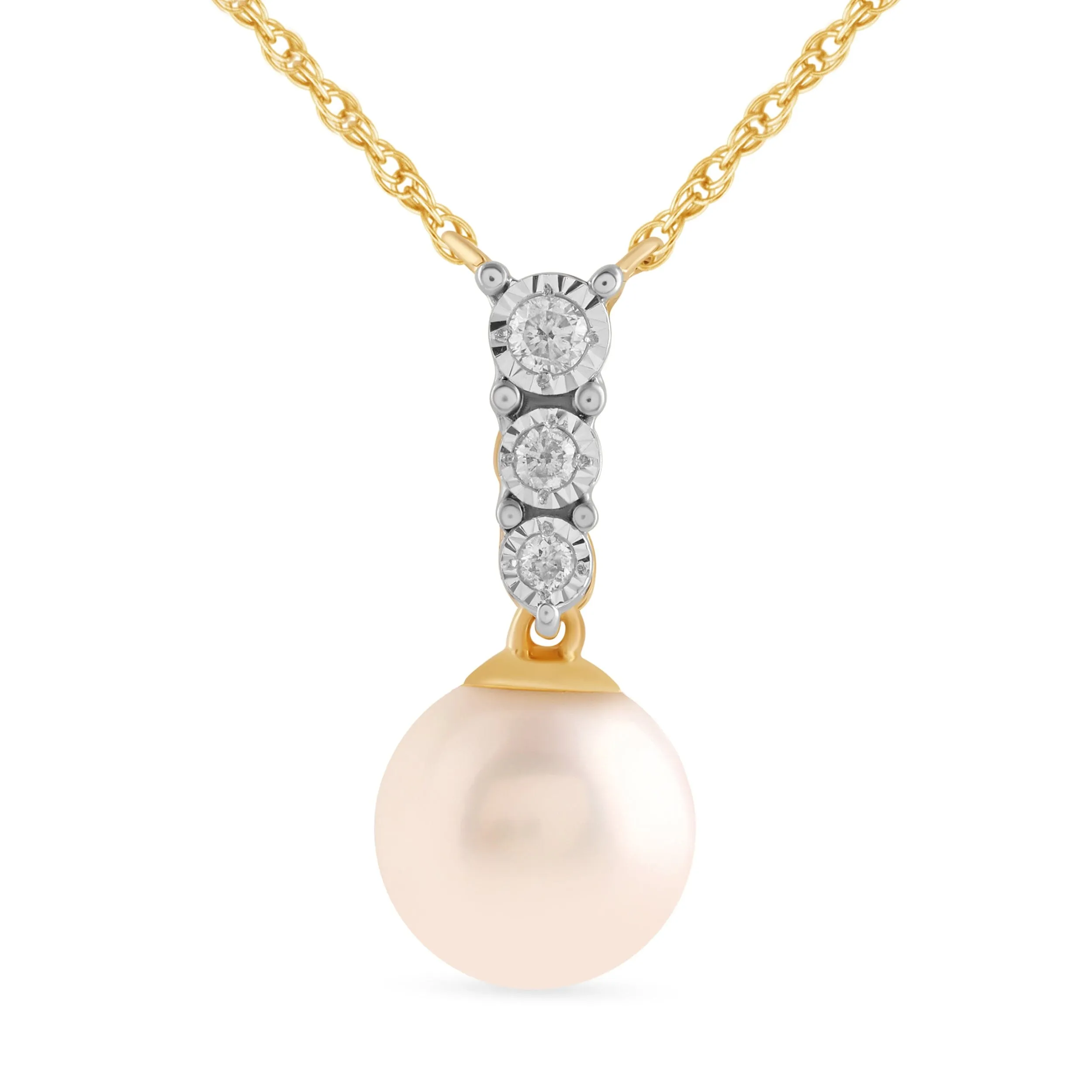 Freshwater Pearl Necklace with 0.05ct of Diamonds in 9ct Yellow Gold