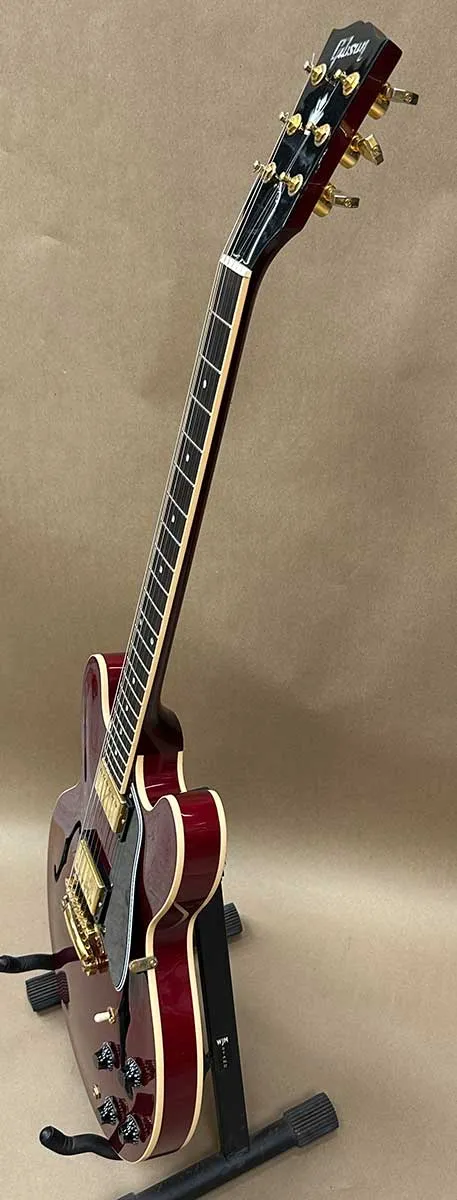 Gibson ES-335 Cherry Gold Hardware - 2004