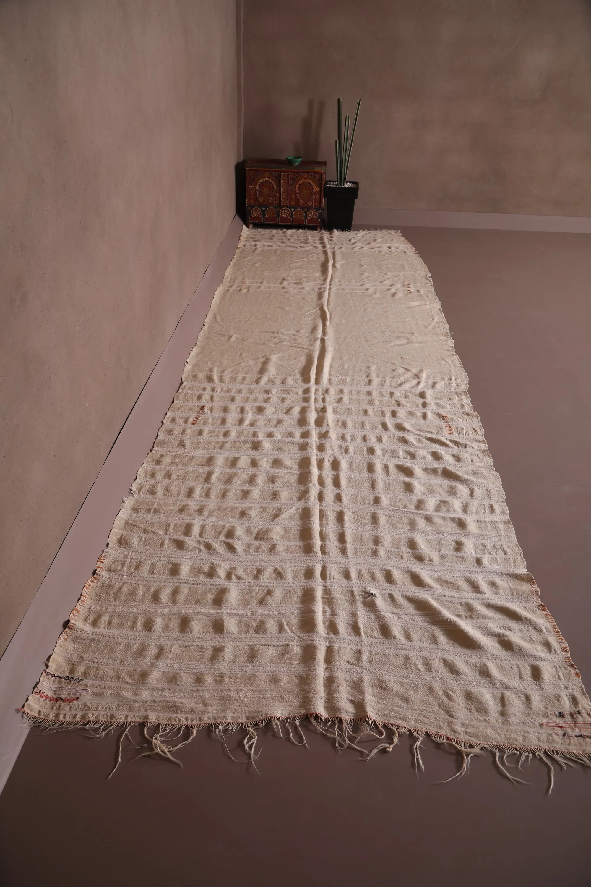 Handwoven Kilim 4.7 FT X 16.1 FT – Long Moroccan Runner Rug