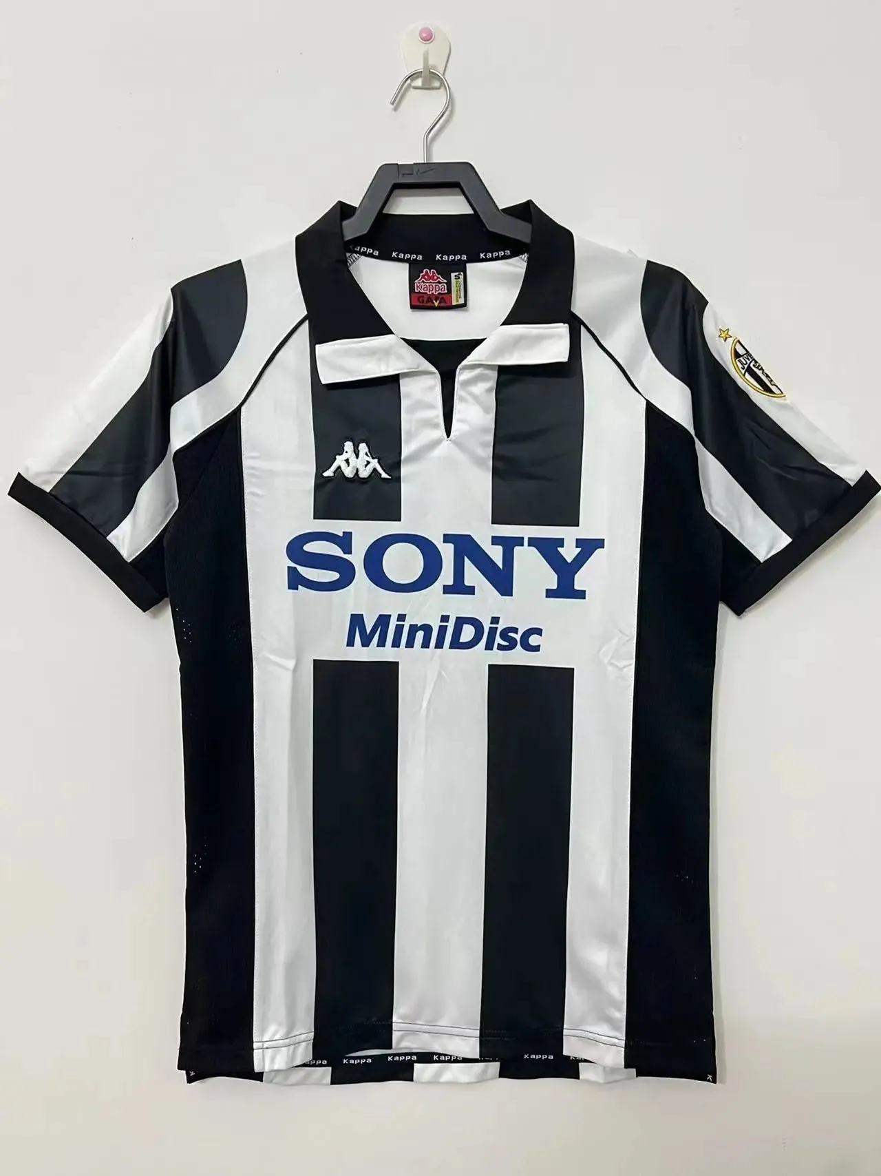Juventus home 1997-99