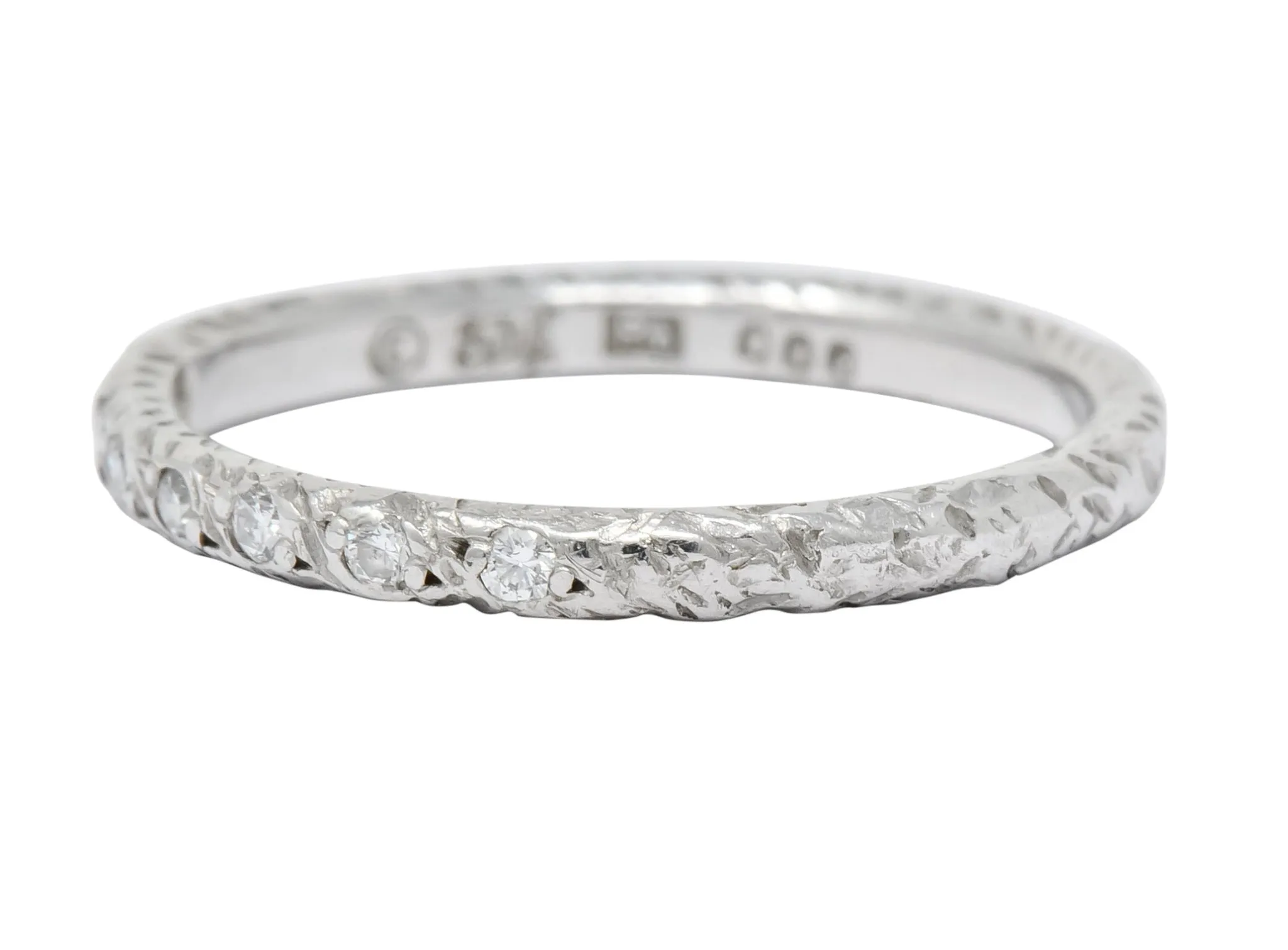 Lovely Retro 1940's Diamond Platinum Engraved Foliate Band Ring