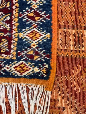 Moroccan area rug from Tazenakht, Wool and Thread, 240cm x 155cm or 7.87ft x 5.08ft