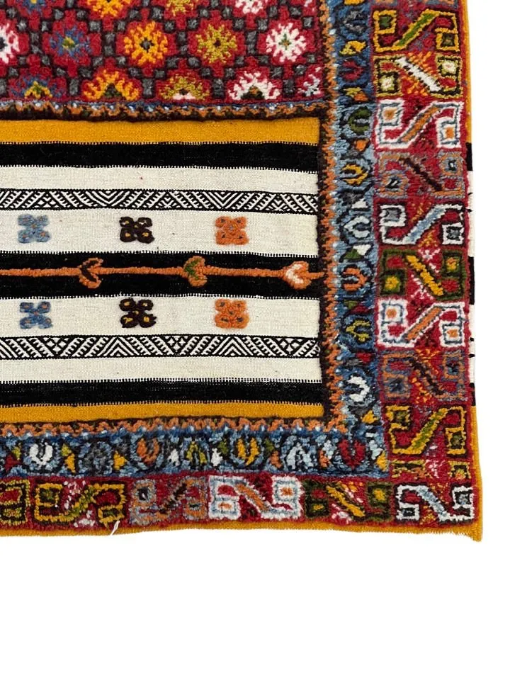 Moroccan custom rug from Glawa, Wool and Thread, 262cm x 156cm or 8.60ft x 5.12ft