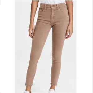 Mother high waisted Looker ankle fray