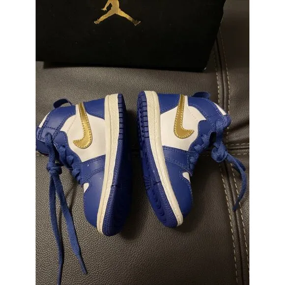 Nike Air Jordan 1 Retro Toddler Size 5c New! Never Worn. 705304-406