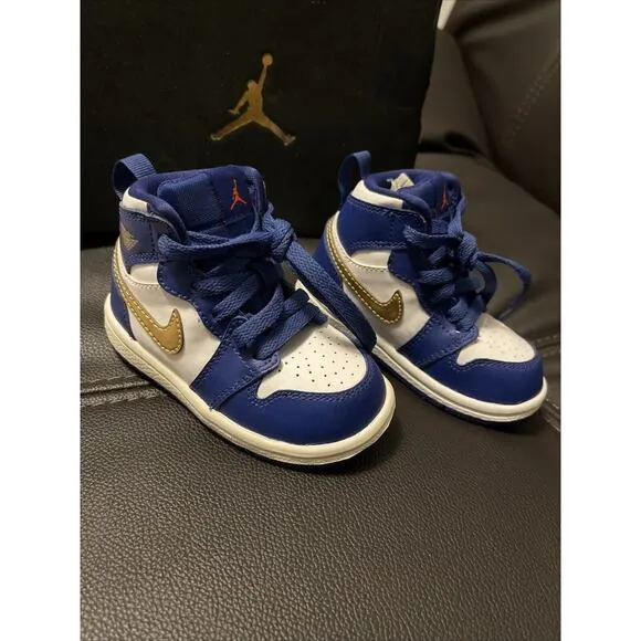 Nike Air Jordan 1 Retro Toddler Size 5c New! Never Worn. 705304-406