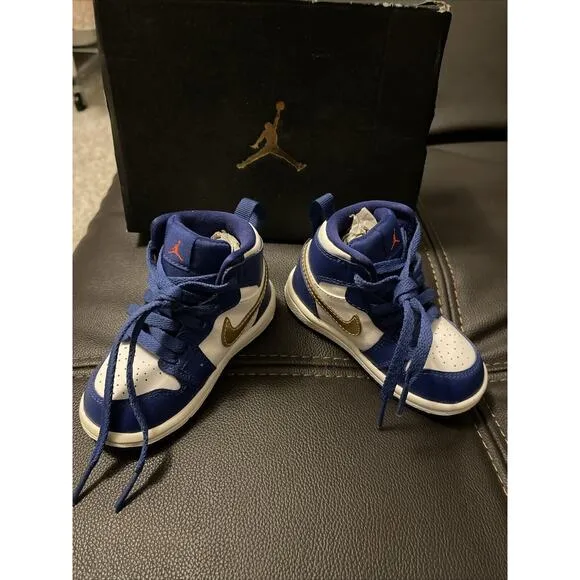 Nike Air Jordan 1 Retro Toddler Size 5c New! Never Worn. 705304-406
