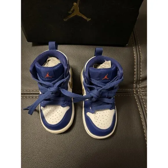Nike Air Jordan 1 Retro Toddler Size 5c New! Never Worn. 705304-406
