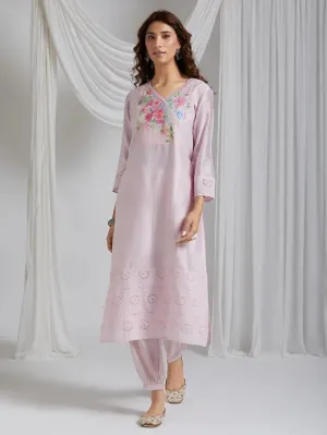Nostalgic Blush Chanderi Silk Kurta With Delicate Printed Flowers