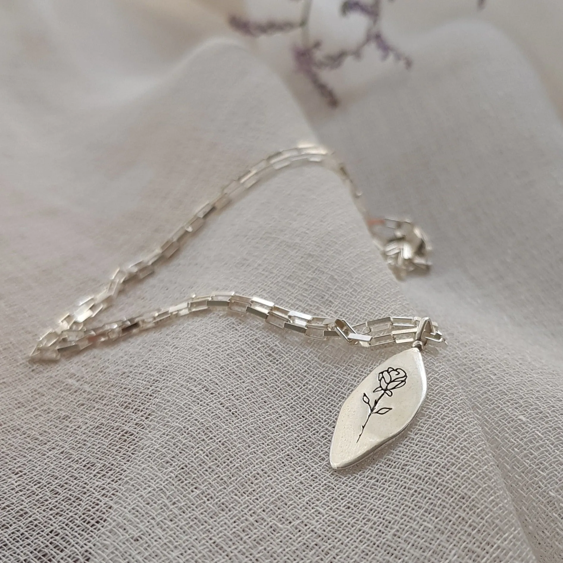 Organic Rose Pendant Necklace (Silver)