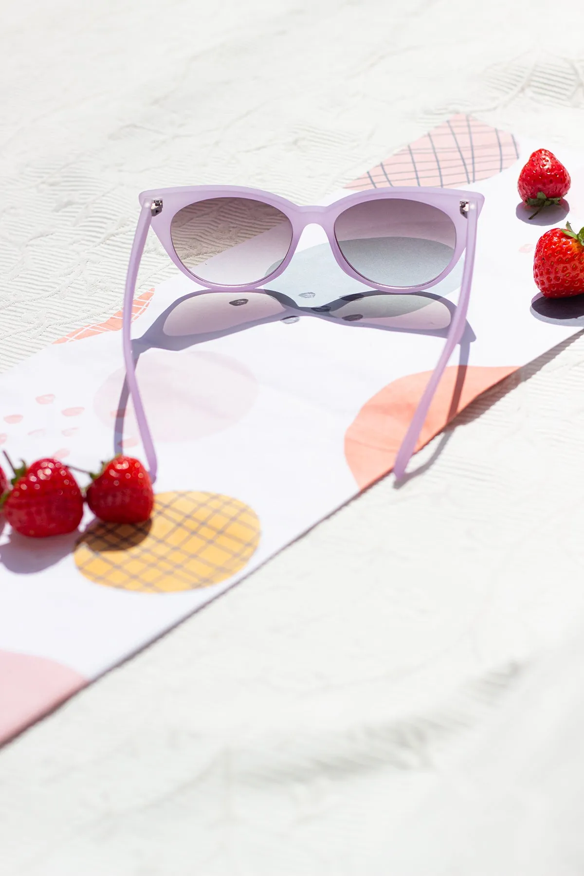 Oval Cat Eye Top Frame Sunglasses