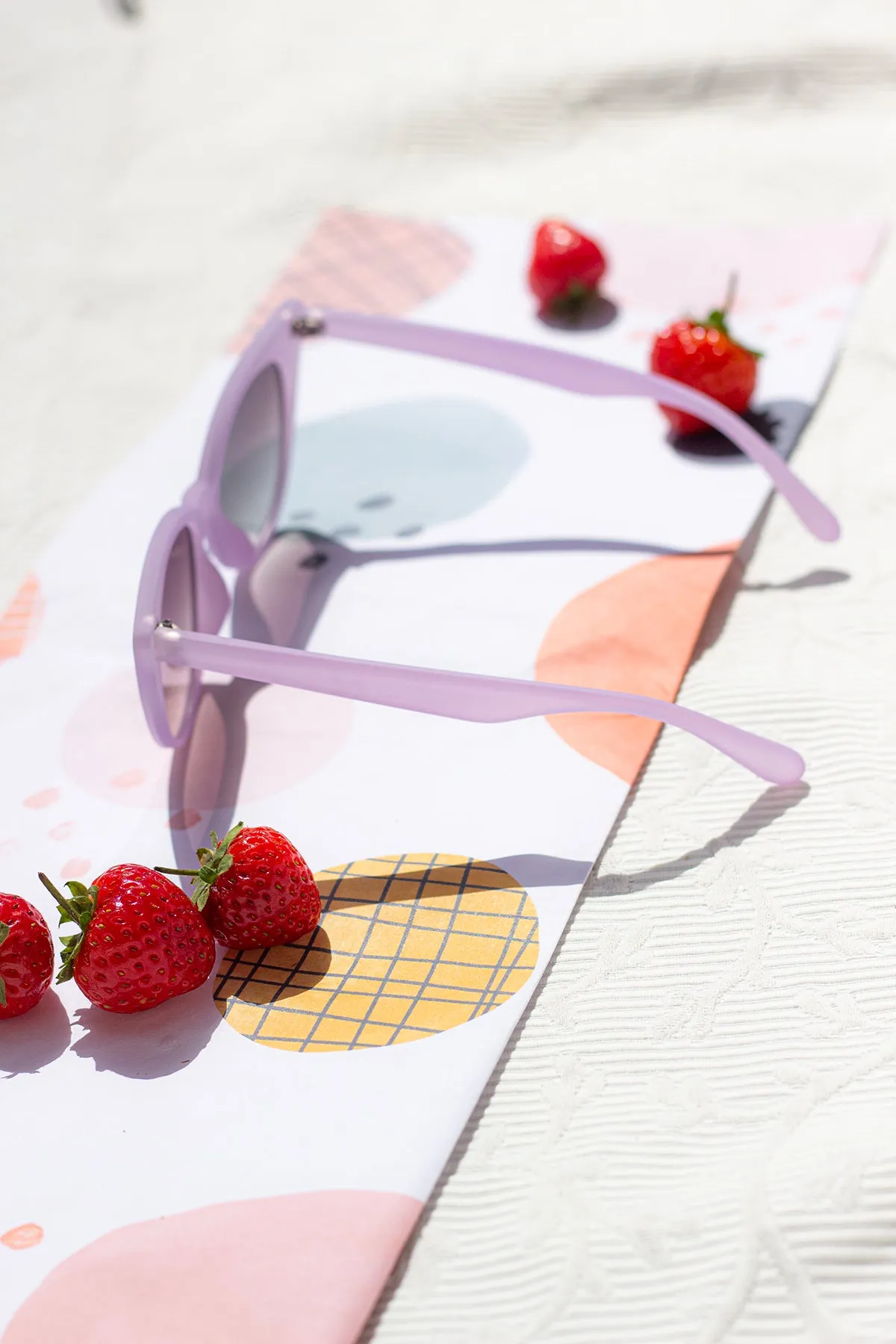 Oval Cat Eye Top Frame Sunglasses