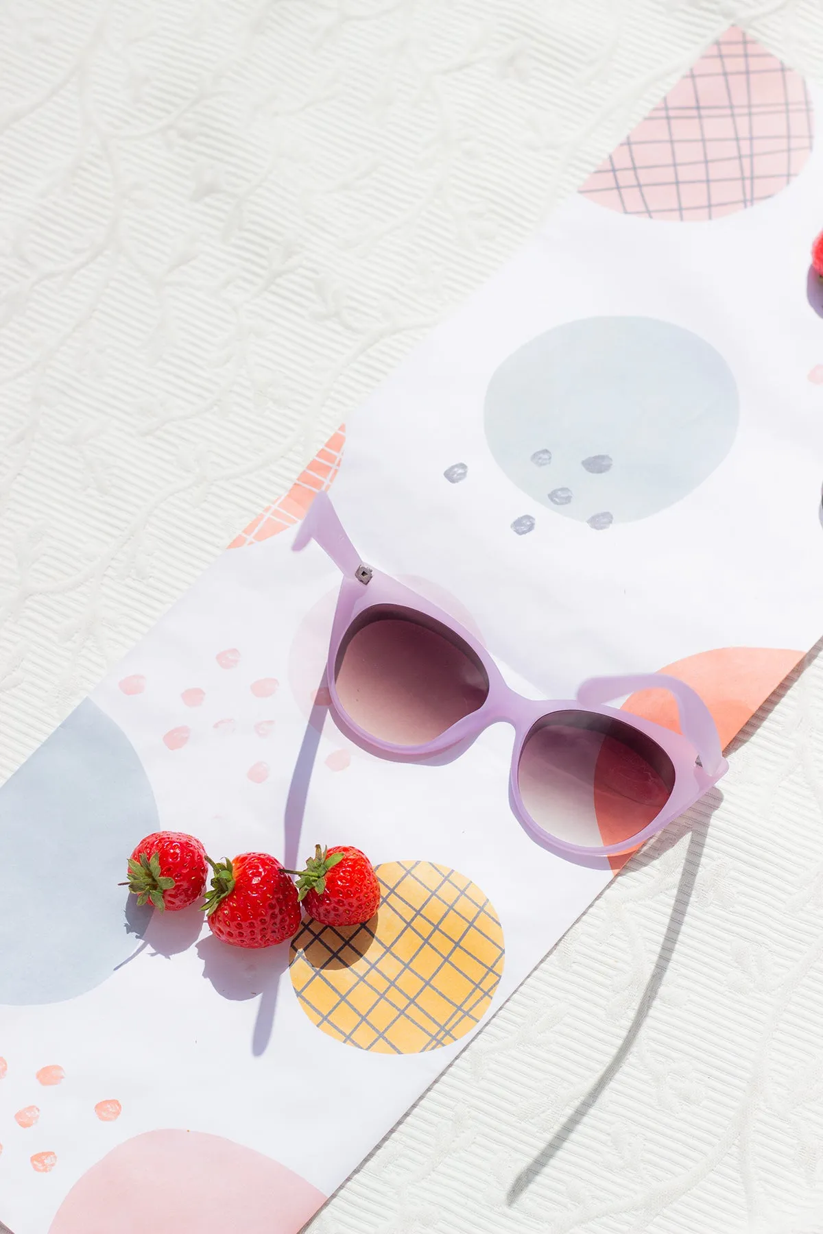 Oval Cat Eye Top Frame Sunglasses
