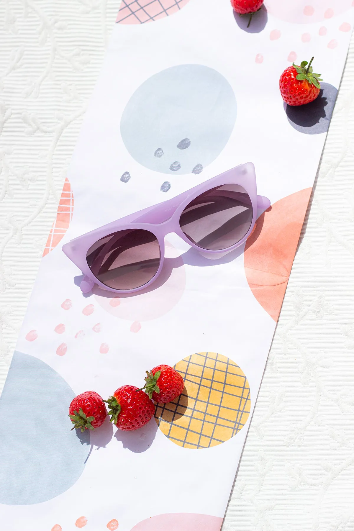 Oval Cat Eye Top Frame Sunglasses