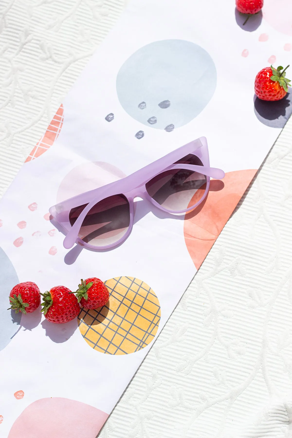 Oval Cat Eye Top Frame Sunglasses