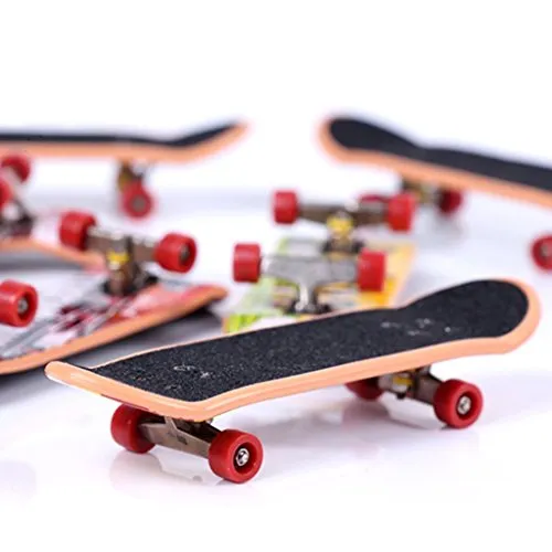 PATPAT 1Pc Mini Skateboard Finger Board Skate Boarding Kit