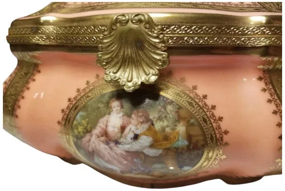 Penicaud Lt Peach Chest - Limited Edition
