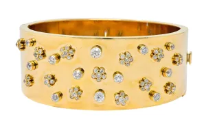 Retro 2.28 CTW Diamond 14 Karat Yellow Gold Bangle 1940's Bracelet