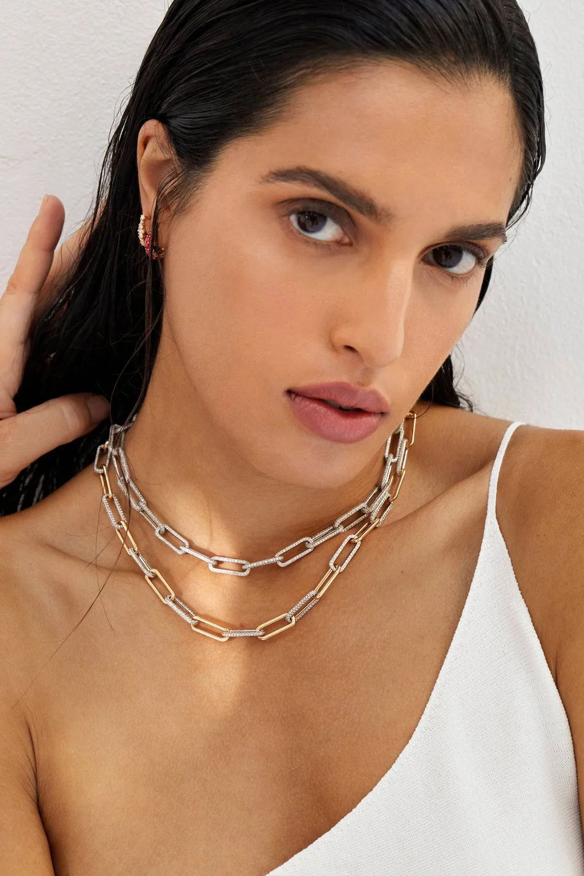 Seamless Oblong Single Diamond Link Necklace