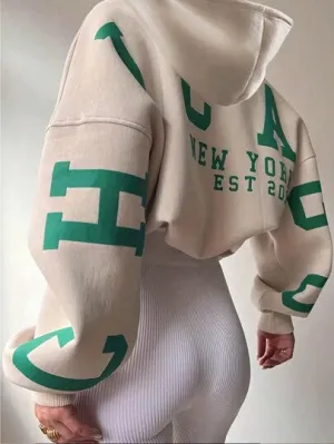 Short-Length Hoodie with Text Print – Casual & Trendy