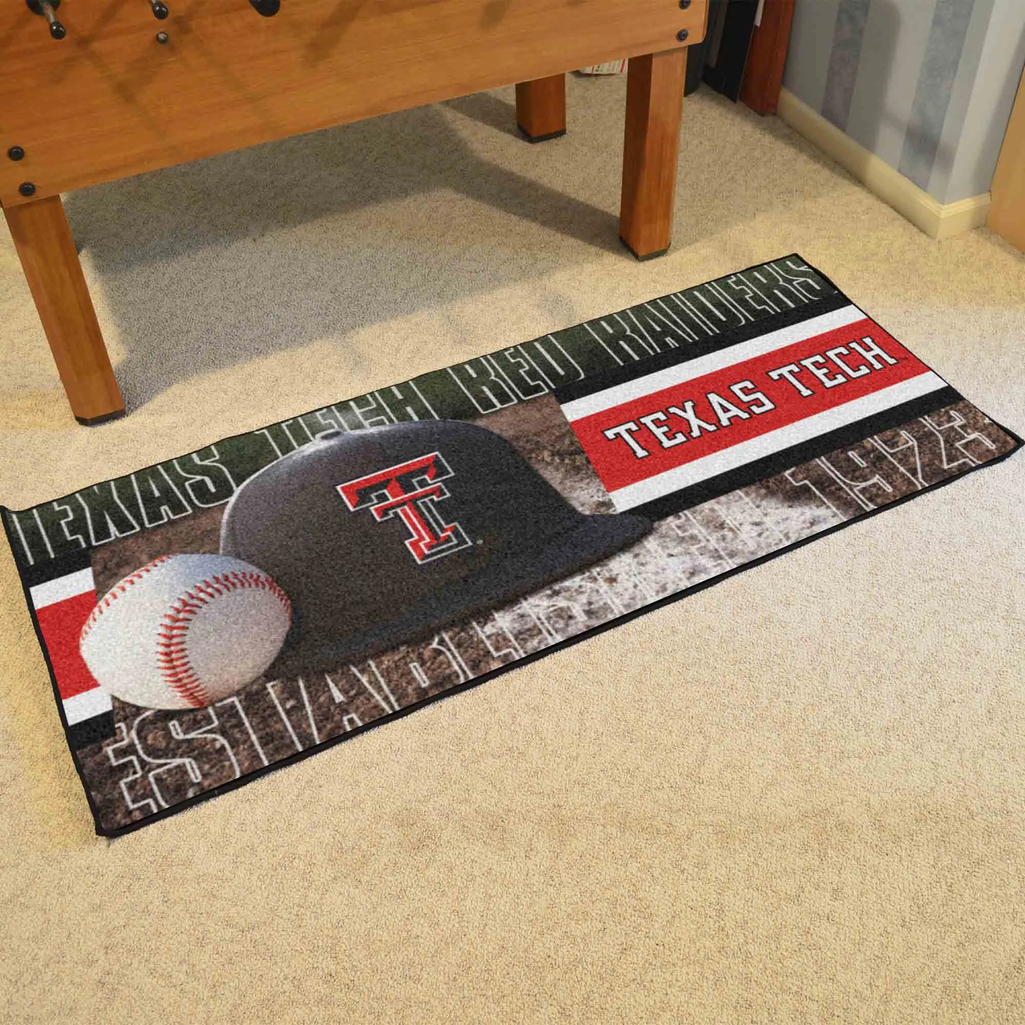 Texas Tech University Baseball Runner