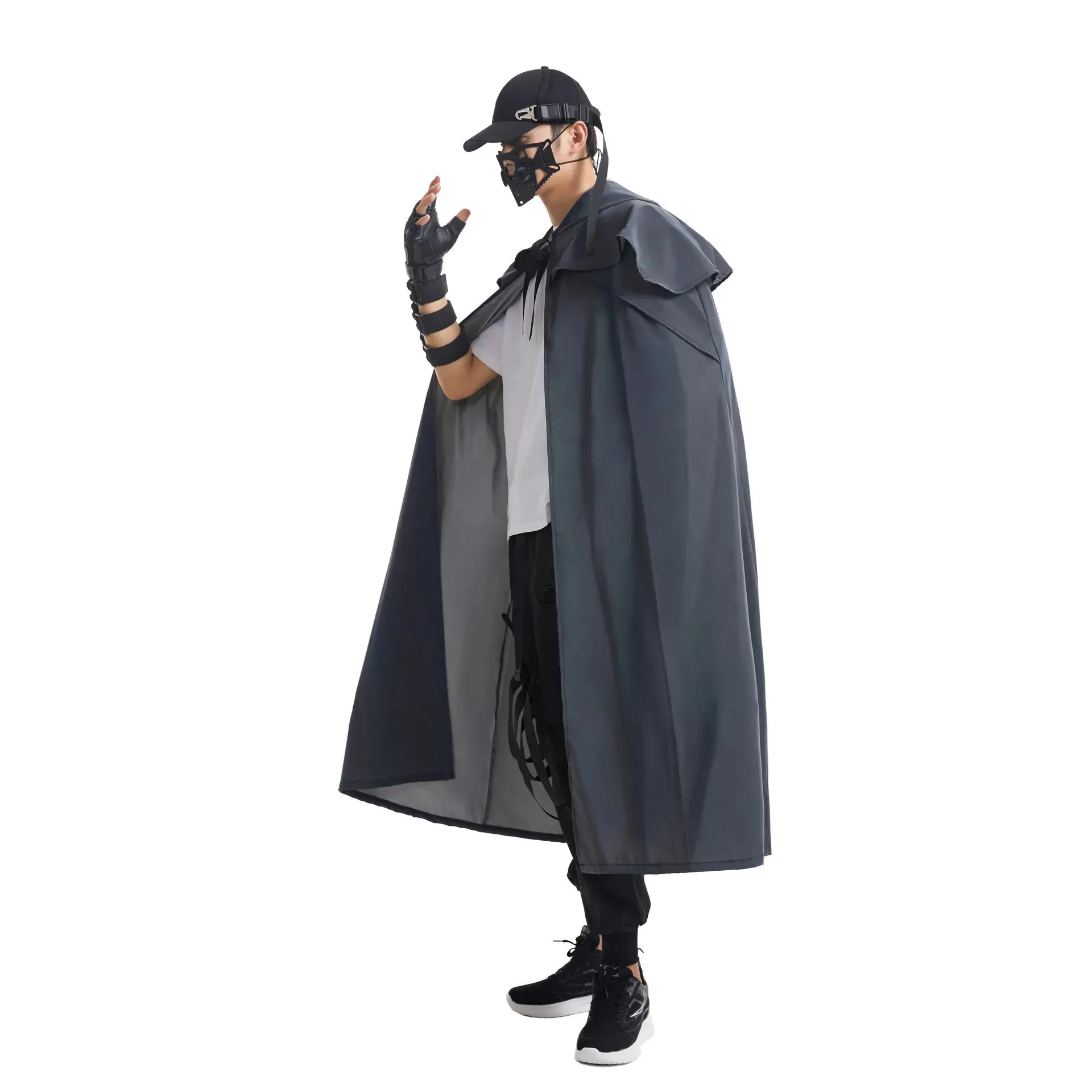 X-Long Reflective Hooded Cape – Unisex Festival & Cosplay Statement Piece
