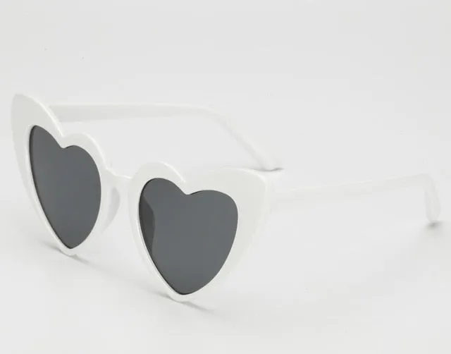 ZXWLYXGX 2018 New Fashion Love Heart Sunglasses Women cute sexy retro Cat Eye Vintage cheap Sun Glasses red female